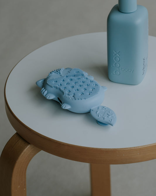 baby bath brush + sponge b.box body
