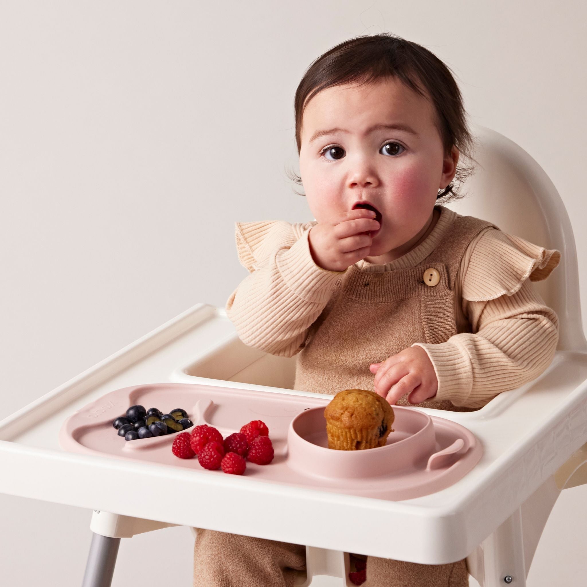 Roll + go mealtime mat