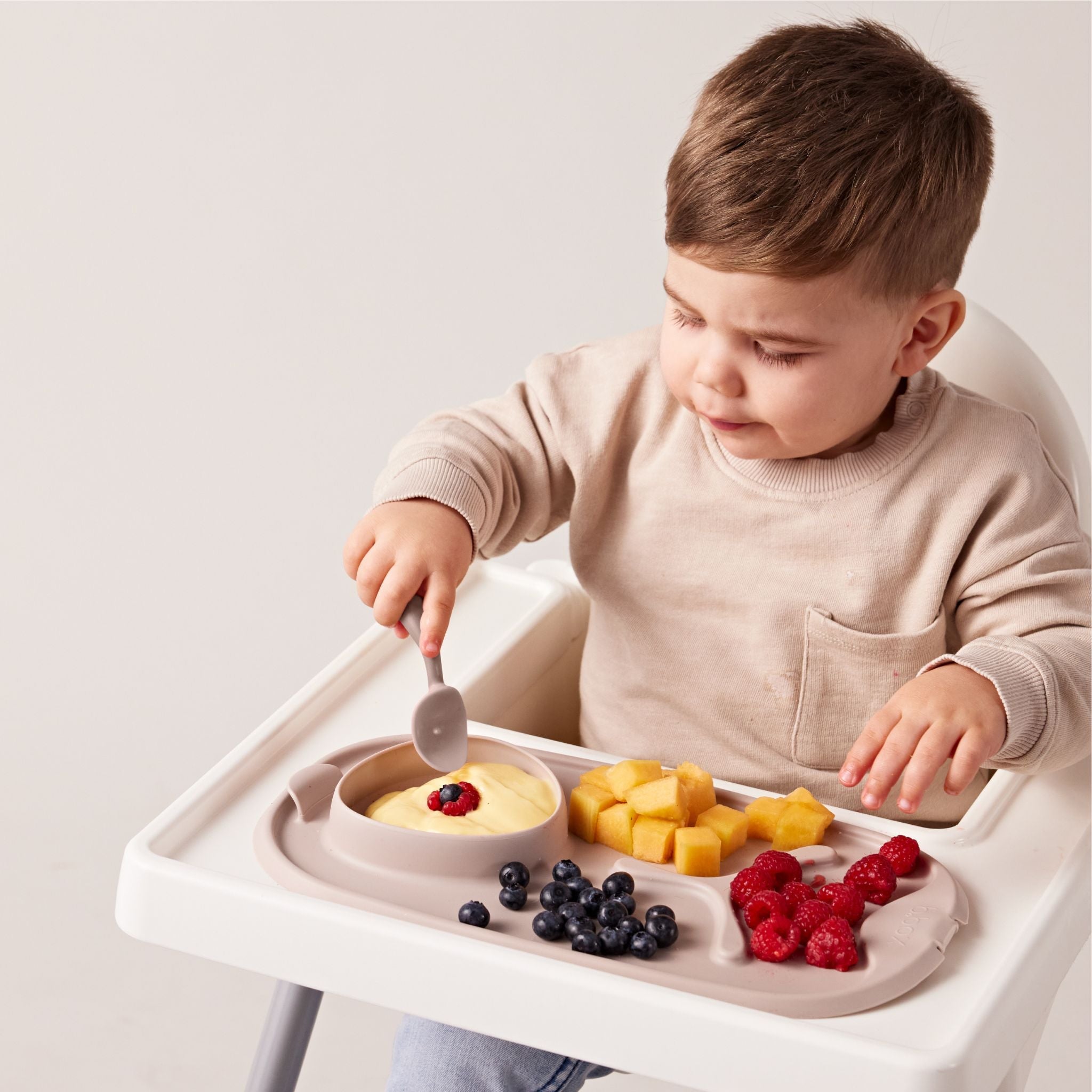 Roll + go mealtime mat